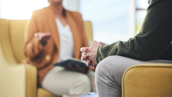 Nietrzymanie-moczu-jaki-lekarz-porady-produkty